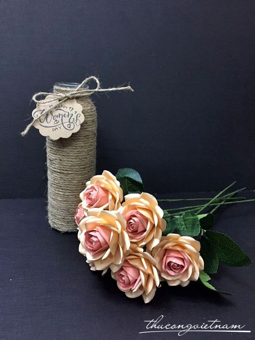 Lọ hoa hồng giấy mỹ thuật màu cam hồng